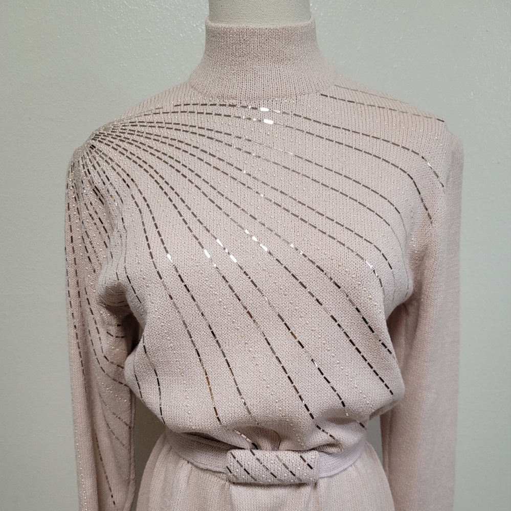 St. John for Neiman Marcus Vintage 80s Sweater Dress Size 6 - Picture 2 of 9